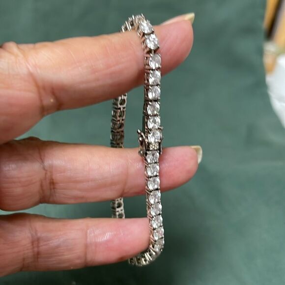 Vintage SETA Elegant Sterling Silver Tennis Bracelet - Picture 6 of 7